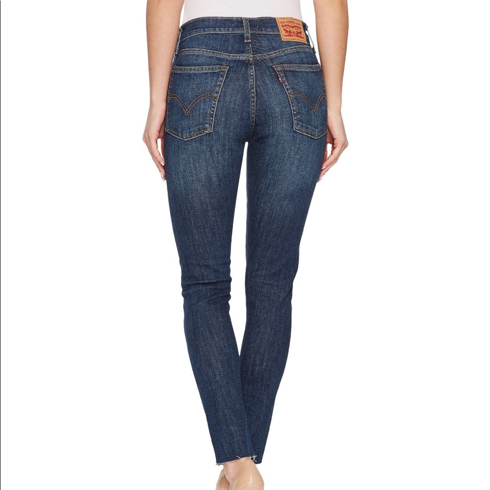 Levi’s Wedgie Skinny